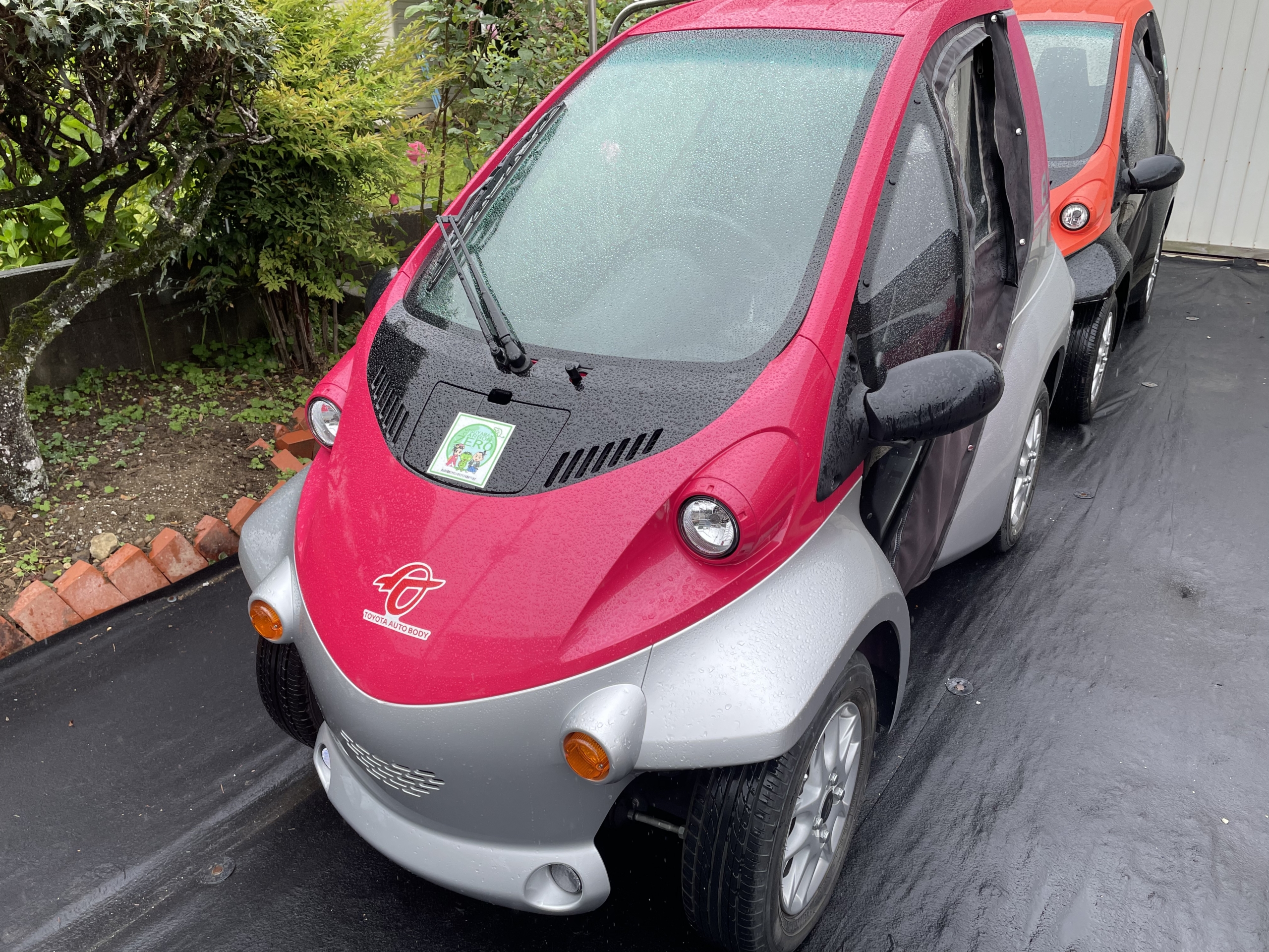 超小型電気自動車コムス